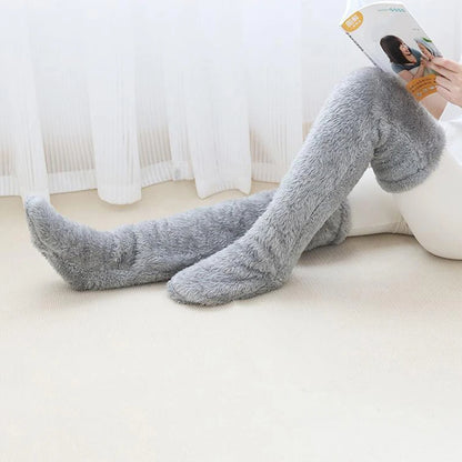 Cuddly Overbnee Fleece Socks